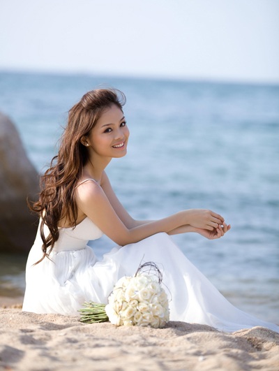 Siêu mẫu Vĩnh Thụy tung tăng bên “người cũ” của Lam Trường - 4 Siêu mẫu Vĩnh Thụy tung tăng bên “người cũ” của Lam Trường - 4