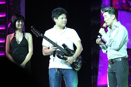 Mỹ Tâm đẹp dịu dàng trong vòng tay Mr Đàm - 12