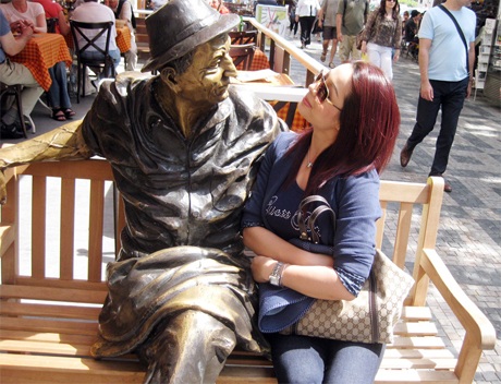 Thuý Hằng du hí ở Châu Âu - 2 Thuý Hằng du hí ở Châu Âu - 2