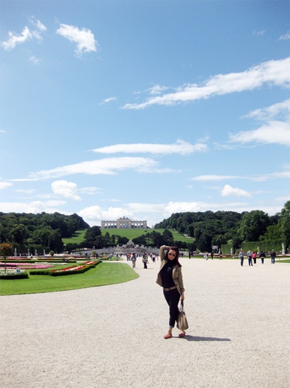 Thuý Hằng du hí ở Châu Âu - 8 Thuý Hằng du hí ở Châu Âu - 8