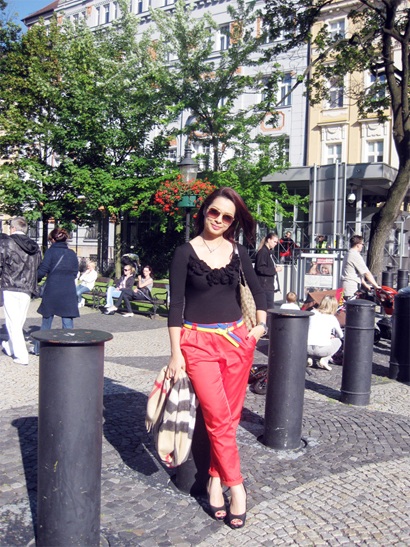 Thuý Hằng du hí ở Châu Âu - 15 Thuý Hằng du hí ở Châu Âu - 15