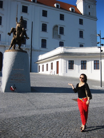 Thuý Hằng du hí ở Châu Âu - 10 Thuý Hằng du hí ở Châu Âu - 10