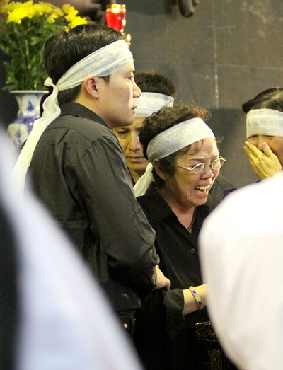 Nhiều nghệ sĩ xúc động tiễn đưa NSND Quý Dương - 3