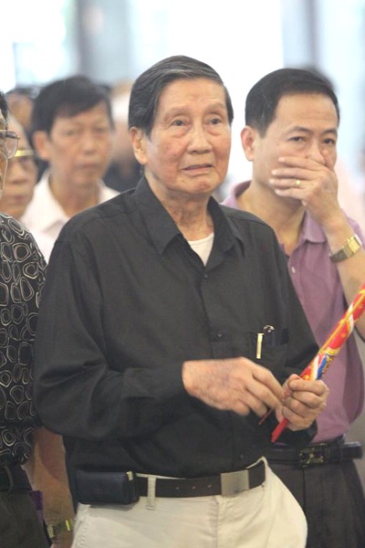 Nhiều nghệ sĩ xúc động tiễn đưa NSND Quý Dương - 6