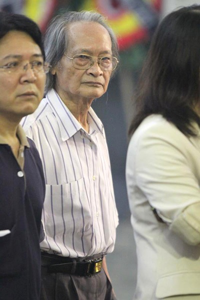 Nhiều nghệ sĩ xúc động tiễn đưa NSND Quý Dương - 9