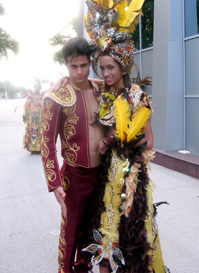 Ngọc Tình "đóng khố, cởi trần" tại cuộc thi siêu mẫu Thế giới - 8