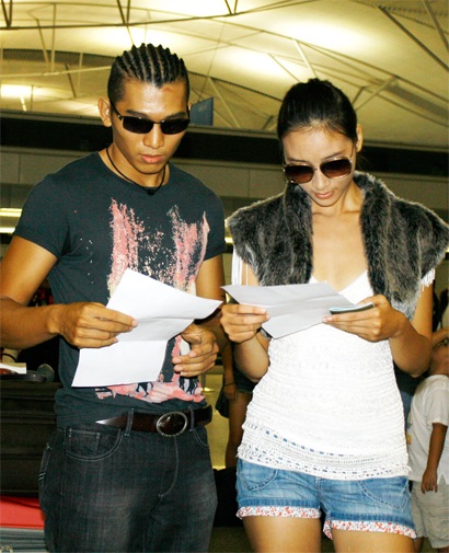 Huyền Trang - Ngọc Tình lên đường dự thi siêu mẫu thế giới - 8