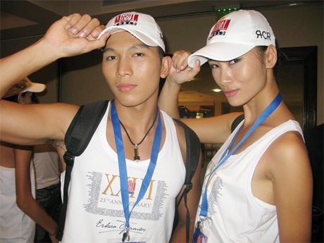 Huyền Trang được chú ý với chiều cao nổi bật - 2