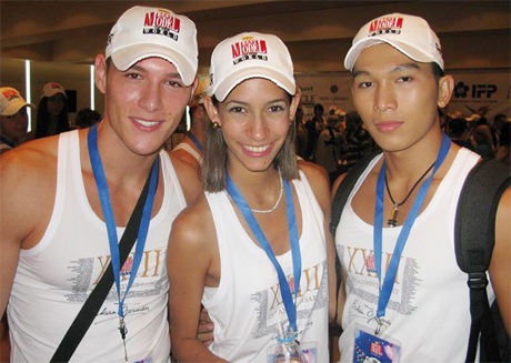 Huyền Trang được chú ý với chiều cao nổi bật - 6