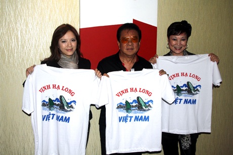 Lý Nhã Kỳ vận động bầu chọn cho Vịnh Hạ Long tại Philippines - 1 Lý Nhã Kỳ vận động bầu chọn cho Vịnh Hạ Long tại Philippines - 1