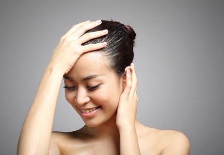 Hoàng Thùy Linh xuất hiện gợi cảm vì môi trường - 3