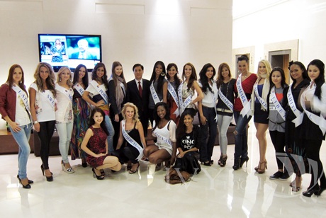 Người đẹp Ukraina bị thất lạc hành lý - 7