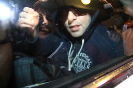 Westlife phấn khích giữa vòng vây fan Việt - 20