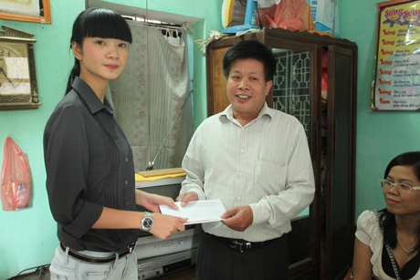 Người đẹp, siêu mẫu nhiệt tình “Tri ân Người mẹ” - 12 Người đẹp, siêu mẫu nhiệt tình “Tri ân Người mẹ” - 12