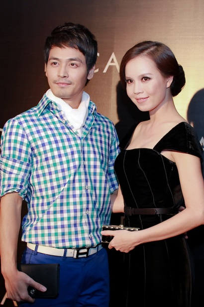 Á hậu Ngọc Oanh diện đầm đen gợi cảm - 1