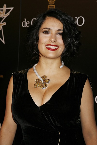 Lý Nhã Kỳ đưa kim cương Enigma đến Việt Nam - 5 Lý Nhã Kỳ đưa kim cương Enigma đến Việt Nam - 5