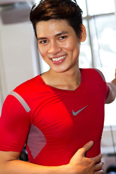 Lê Khôi Nguyên nỗ lực chuẩn bị dự thi Mister International 2011 - 1 Lê Khôi Nguyên nỗ lực chuẩn bị dự thi Mister International 2011 - 1