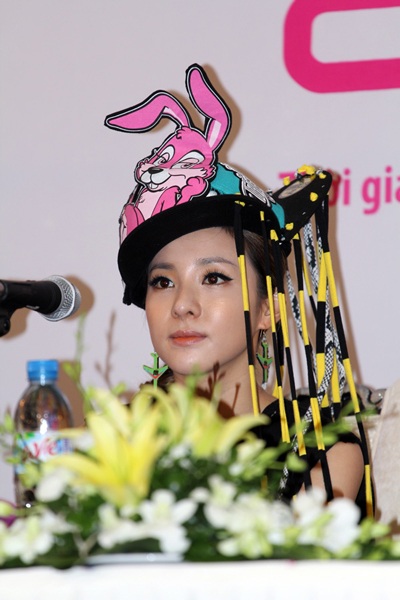 2NE1 từ chối trả lời về tin đồn sử dụng ma túy  - 1