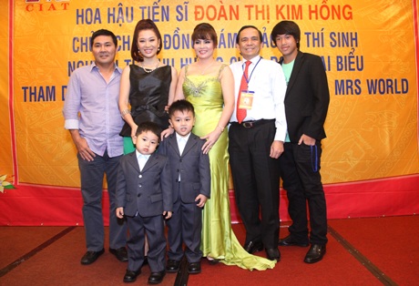 Thu Hương cùng chồng con sang Mỹ dự thi Hoa hậu Quý bà Thế giới - 5 Thu Hương cùng chồng con sang Mỹ dự thi Hoa hậu Quý bà Thế giới - 5