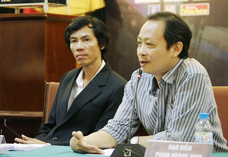 “GS Cù Trọng Xoay” làm MC Lễ trao giải Cống hiến 2011 - 1 “GS Cù Trọng Xoay” làm MC Lễ trao giải Cống hiến 2011