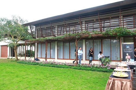 Ngắm nhà vườn “như trong mơ” của diva Mỹ Linh