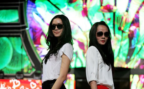 Hoa hậu Thùy Dung mặt mộc vẫn cuốn hút