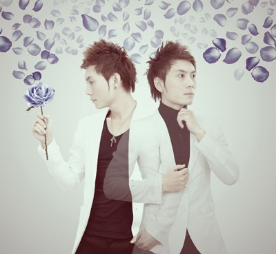 Cựu thành viên nhóm Biển Xanh ra mắt “Từ khi em đi”