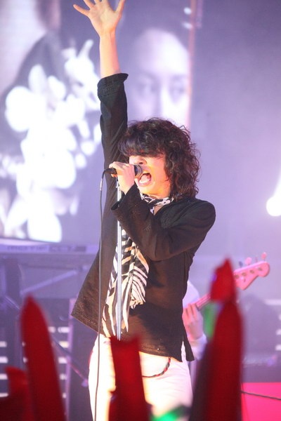 Monica chinh phục khán giả bằng sự giản dị