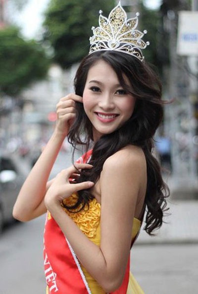 Hoa hậu Đặng Thu Thảo đúng là sinh viên ĐH Tây Đô - 1 Hoa hậu Thu Thảo được chứng minh đang là sinh viên trường Đại học Tây Đô, TP. Cần Thơ
