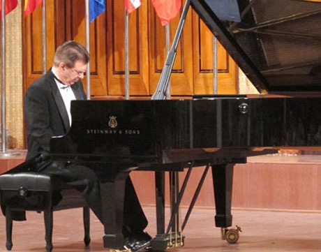 Khai mạc cuộc thi Piano quốc tế 2012 tại Hà Nội - 1 Khai mạc cuộc thi Piano quốc tế 2012 tại Hà Nội