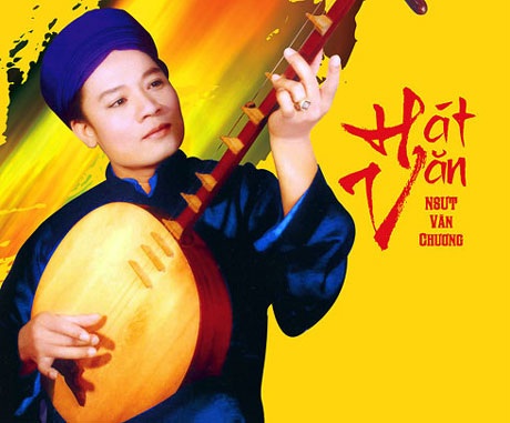NSƯT Văn Chương ra mắt 5 CD hát Văn - 1 NSƯT Văn Chương vừa ra mắt 5 CD hát Văn