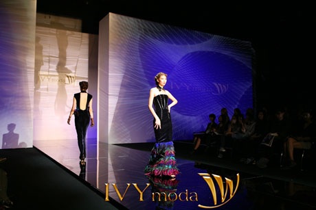 Doanh nhân “thoát xác” bằng văn chương - 4 Thời trang IVY moda, một thương hiệu đã đưa Doãn Dũng lên đỉnh cao của sự nghiệp thời trang