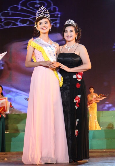 Nữ sinh chuyên Anh đăng quang Người đẹp Thái Nguyên