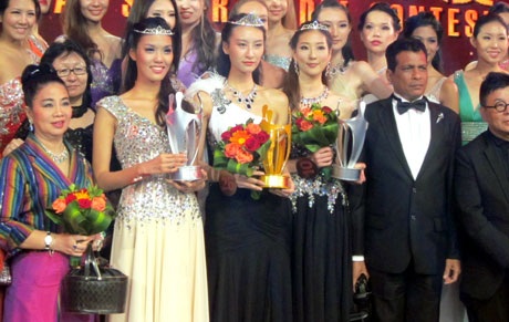 Lan Khuê giành giải 3 cuộc thi Siêu mẫu Châu Á - 1 Một số hình ảnh của Lan Khuê trong đêm chung kết