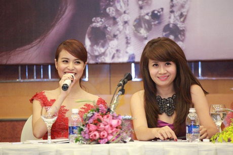 Nhạc sĩ Lưu Thiên Hương là người định hướng, chọn ca khúc cho mini album của Hoàng Thùy Linh