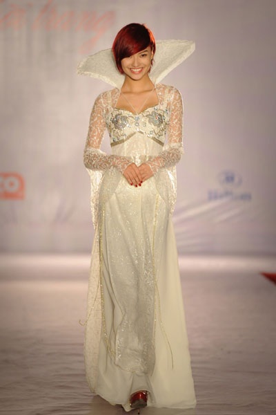 Hồng Quế được chọn làm vedette của chương trình