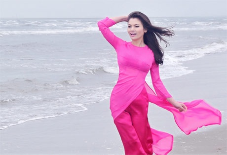 Ca sĩ Phương Thảo: “Tôi từng ái ngại cho cái số của mình…” - 3 Tôi đã từng ái ngại cho cái số của mình khi hạnh phúc chưa kịp nắm giữ đã tuột mất...