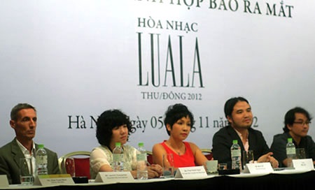 Thanh Lam, Hồng Nhung, Mỹ Linh xuống phố hát miễn phí