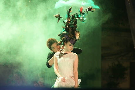 Màn trình diễn độc đáo của Đào Anh Khánh và các nghệ sĩ