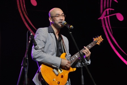 Trịnh Nam Sơn trở về với đêm nhạc mở màn tại Hà Nội đầy say đắm