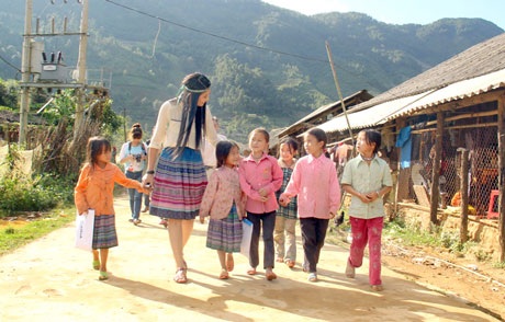 Hình ảnh đẹp như thực như mơ của Hoa hậu nơi vương quốc ruộng bậc thang