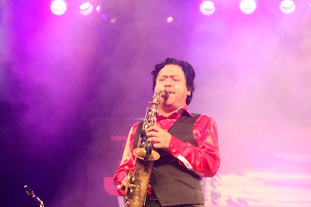 Nghệ sĩ Phan Anh Dũng