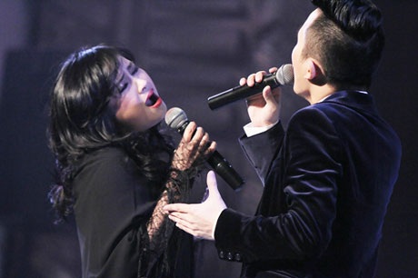 ...hát tình ca với Tùng Dương