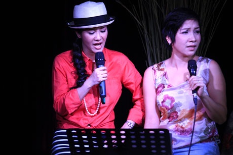 Mỹ Linh luôn tỏa sáng với mắt bồ câu, mái tóc tém và nụ cười đầy sức sống