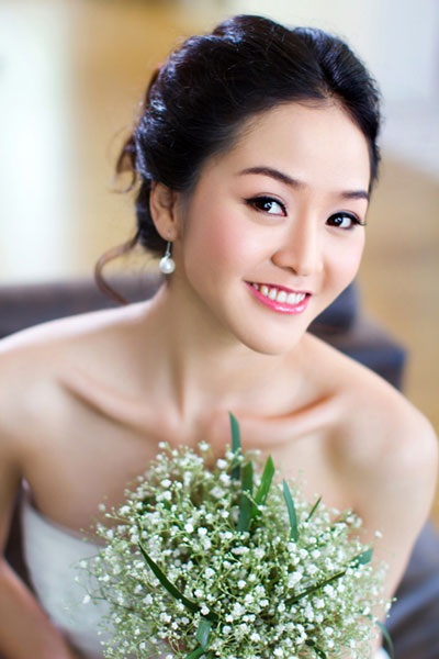 Người đẹp Phan Thị Lý lấy chồng hơn 17 tuổi - 2 Người đẹp Phan Thị Lý lấy chồng hơn 17 tuổi