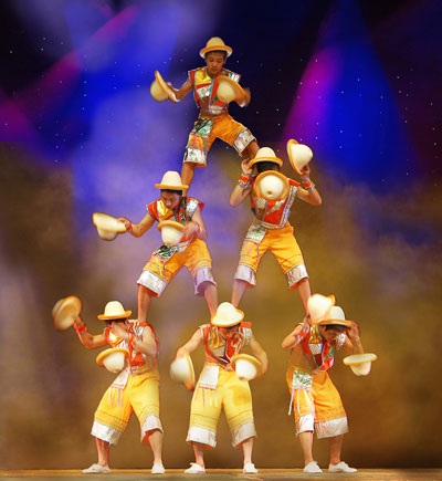 Đoàn nghệ thuật xiếc Vân Nam làm tour xuyên Việt - 2 Đoàn nghệ thuật xiếc Vân Nam làm tour xuyên Việt