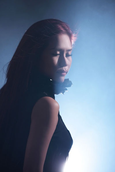 Ca sĩ Hồng Mơ ra mắt album… “Mơ” - 2 Giọng hát của Hồng Mơ được đánh giá dễ nghe hơn và giàu cảm xúc...