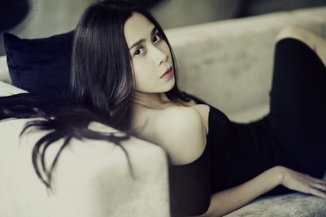 Lưu Hương Giang gợi cảm tươi trẻ trong ngày 8/3 - 1 Lưu Hương Giang gợi cảm tươi trẻ trong ngày 8/3