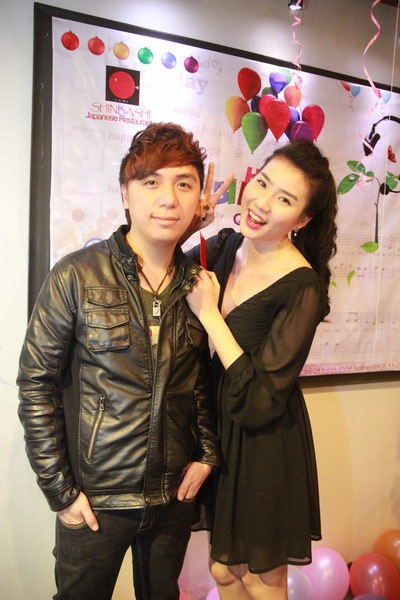 Người mẫu Thư Huyền và ca sĩ Minh Vương