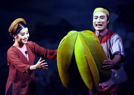 Hình ảnh trong vở diễn Ăn khế trả vàng